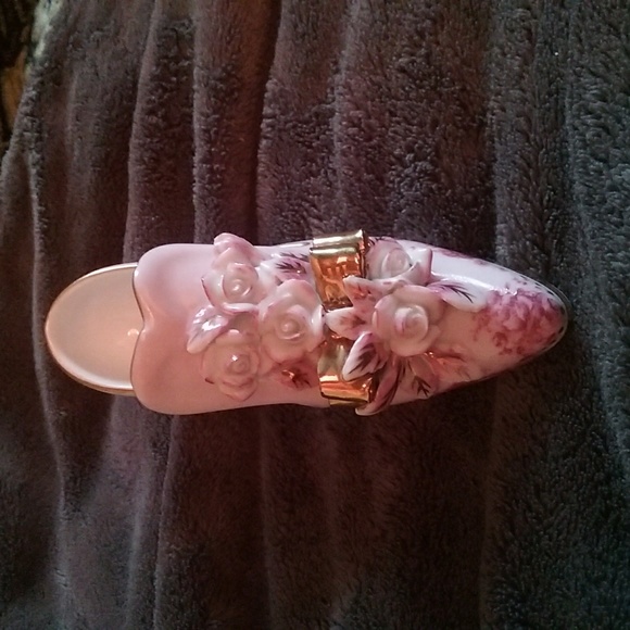 China shoe - Picture 2 of 4